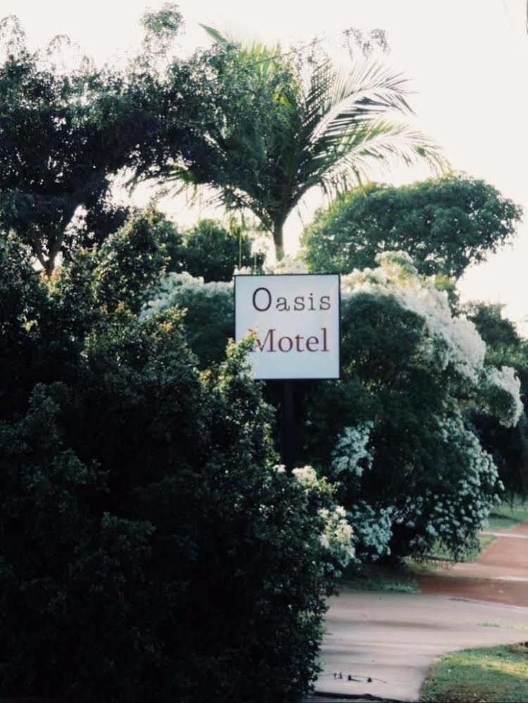 Childers Oasis Motel Exterior photo